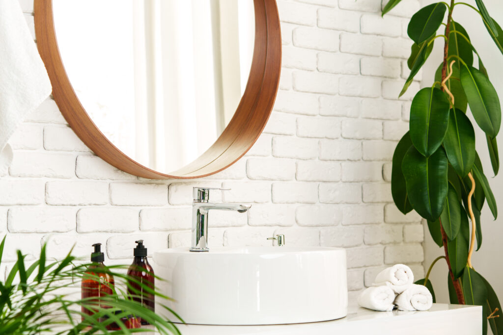 industrial mirrors, circle-shaped, bathroom