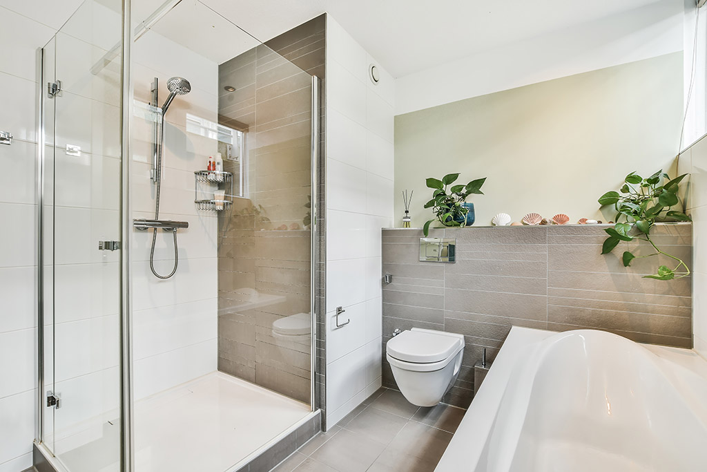 glass company chicago shower door installation near me custom shower glass shower door installer shower door installation shower glass installation near me